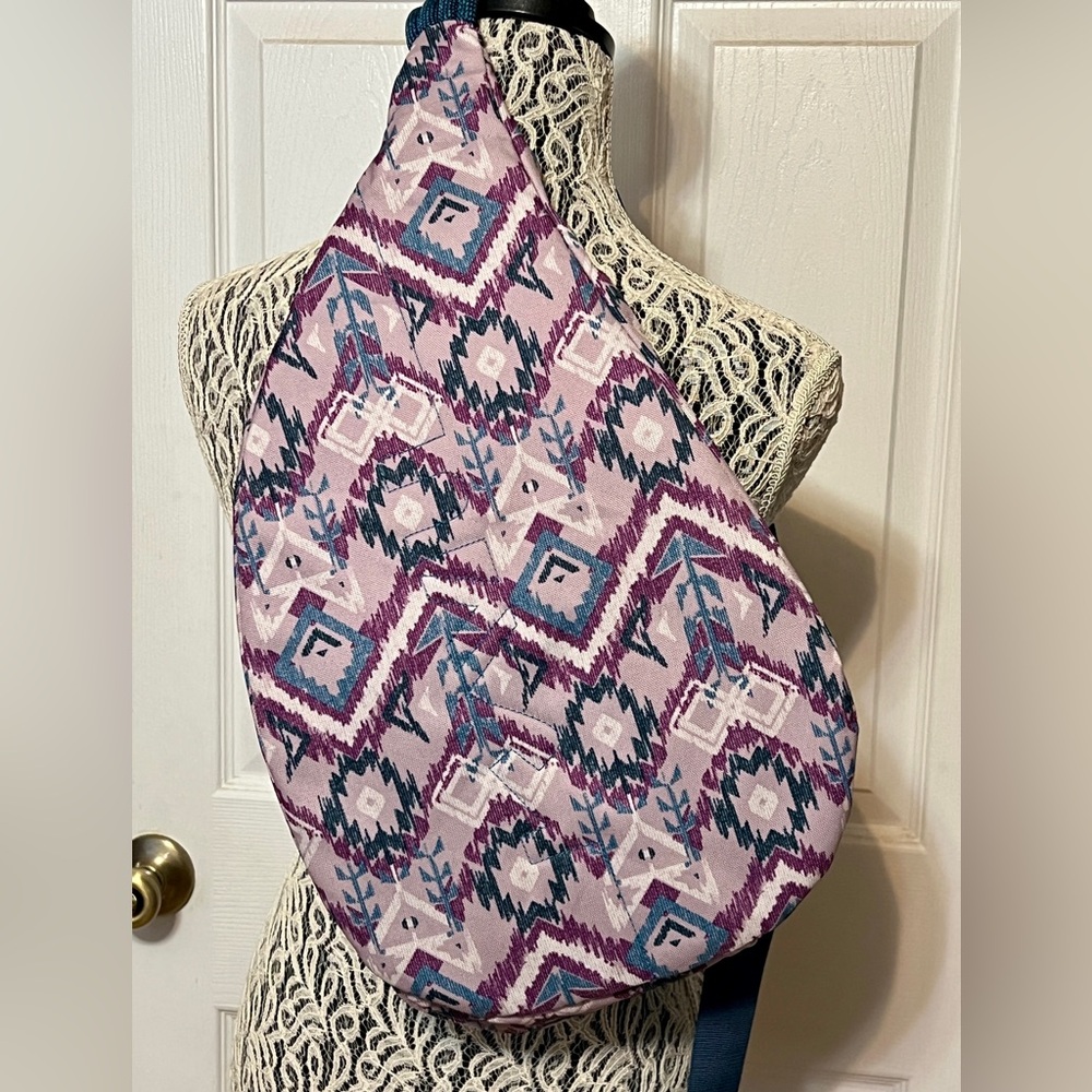 KAVU Geometric Sling Bag in Pink and Blue - Picture 6 of 6